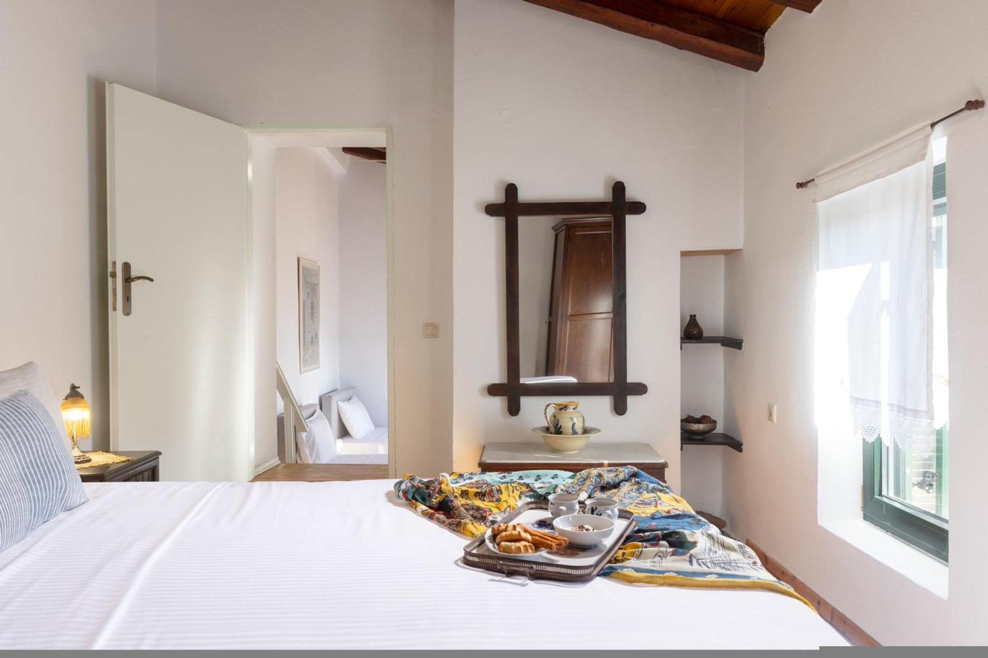 Helidona Villa *